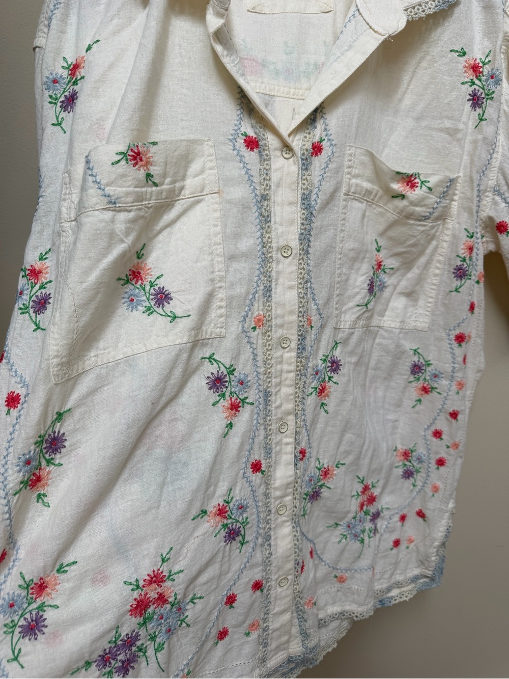 We The Free White Button-Up Shirt with Pink & Purple Floral Embroidery - Picture 4 of 14